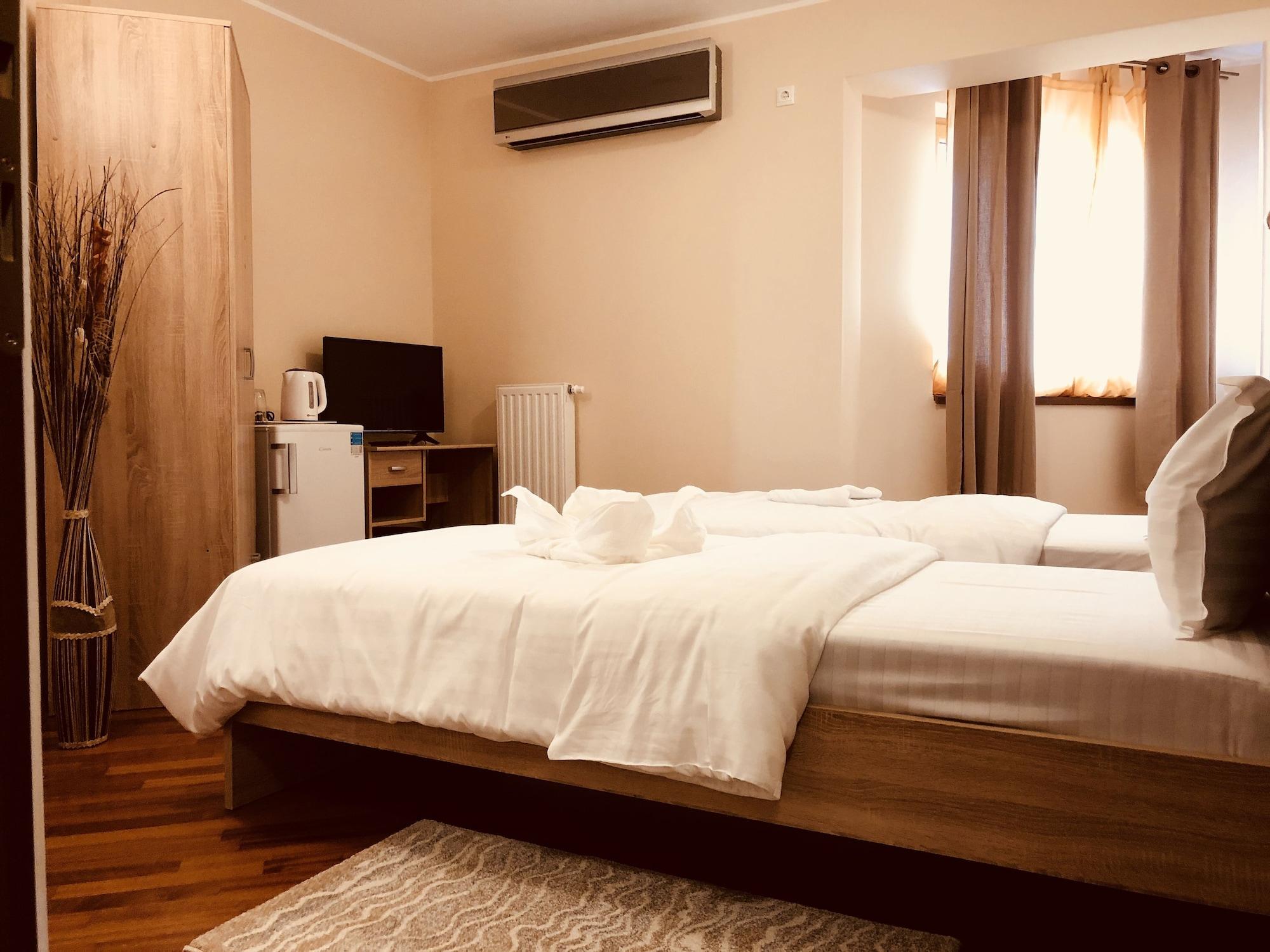 בוקרשט Monte Carlo Palace Rooms מראה חיצוני תמונה