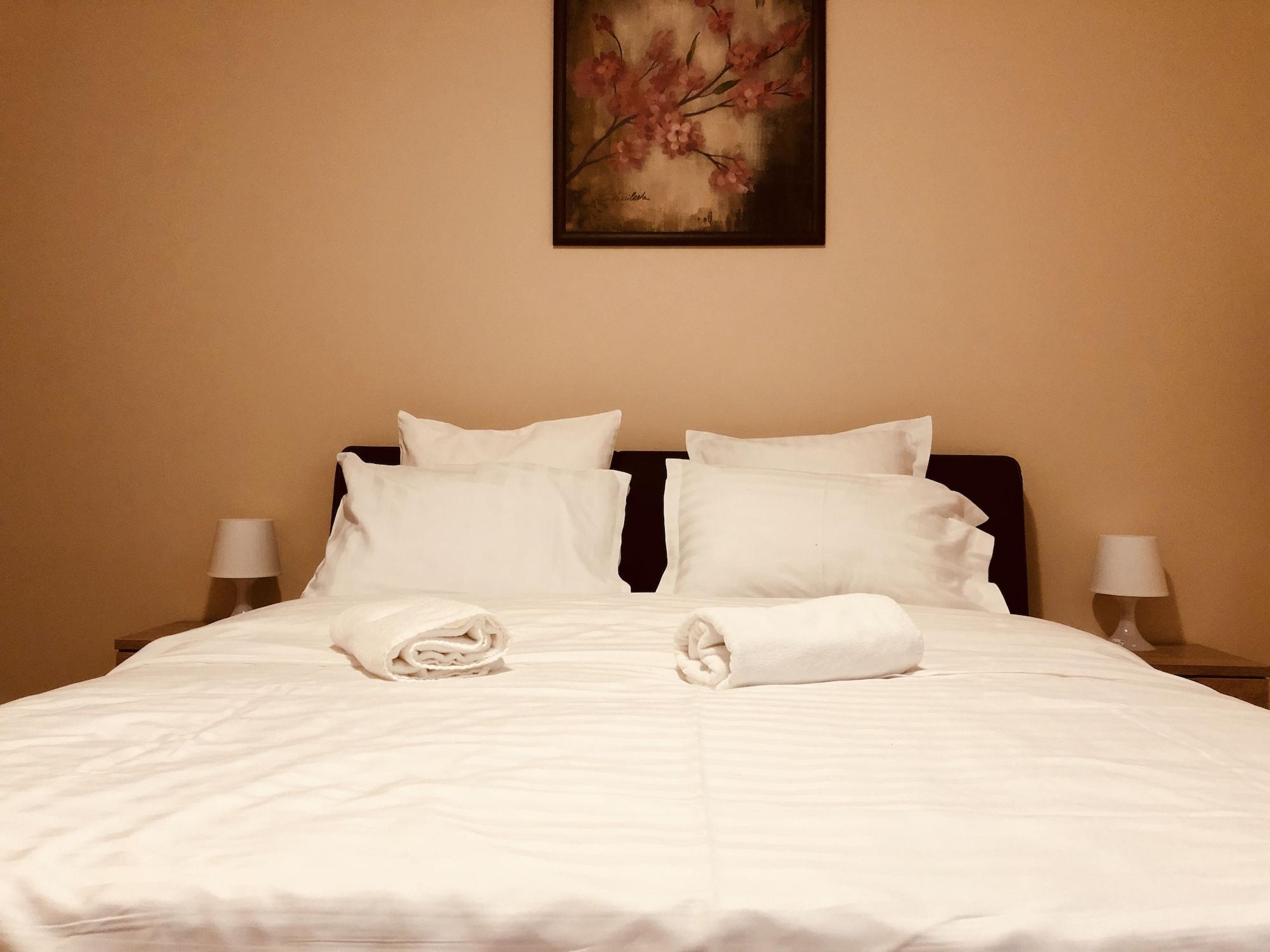 בוקרשט Monte Carlo Palace Rooms מראה חיצוני תמונה